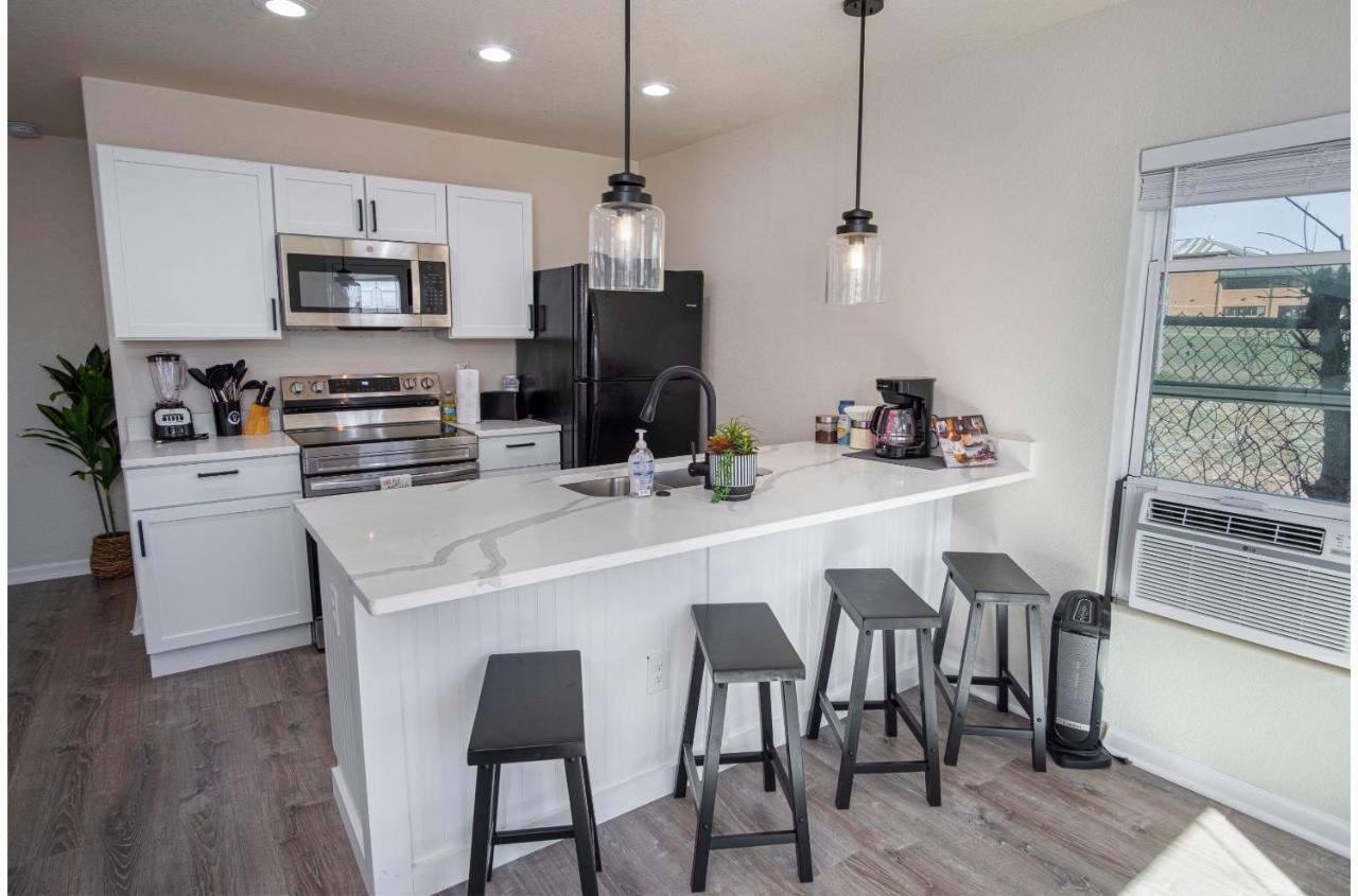 Adorable 2Br Guesthouse Close To Riverwalk And Dt San Antonio Rum bild
